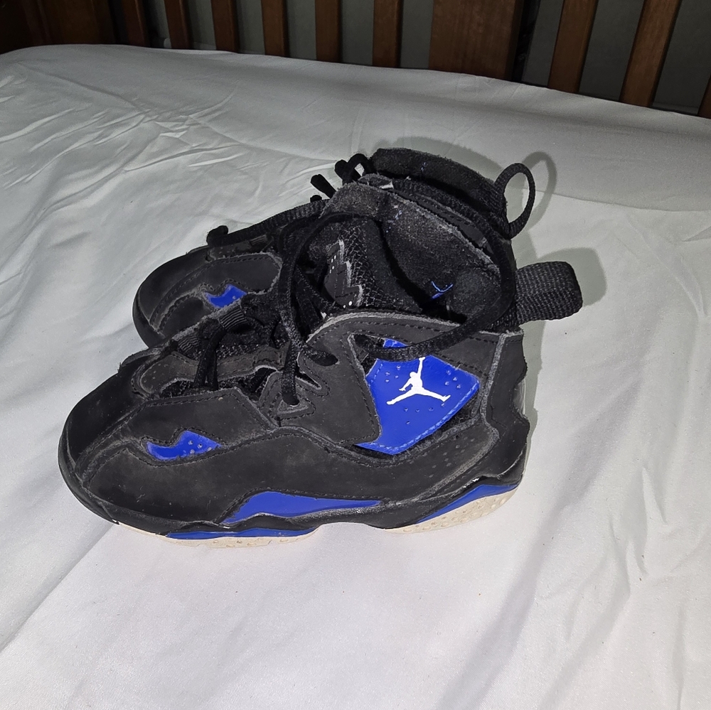 AIR JORDAN true flight 8c royal blue and black